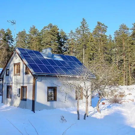 Laeeahon Omena House In The Middle Of Nature 木屋 Pornainen